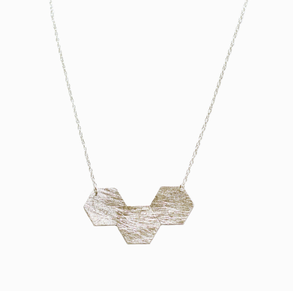 Harmony Stylish Sterling silver necklace (DES1106)