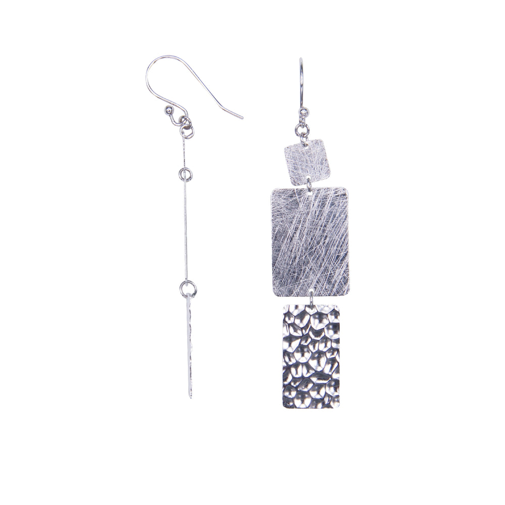 Be Yourself sterling silver stylish earrings (DES1622)