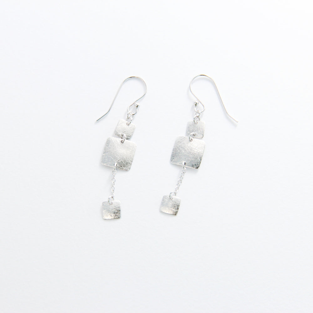 Chin Chin sterling silver earrings (DES1844)